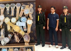 Nam giám đốc bán đồng hồ, trang sức nhái Rolex, Cartier, có nhẫn giá 75 triệu đồng