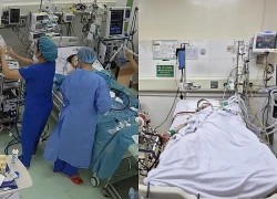 Chạy ECMO gần 12 ngày cứu sống bệnh nhi nguy kịch vì cúm A