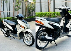 Honda Click 16 năm tuổi giá đắt ngang SH Mode mới vì biển tứ quý 9