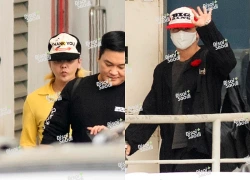 Hình ảnh BIGBANG ra sân bay về nước sáng nay, gặp nhau rồi thật khó lìa xa, bao tâm sự còn đang dang dở