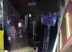 Cháy quán cà phê ca nhạc ở Hà Nội, 15 người thoát nạn