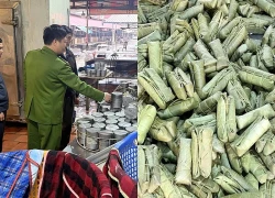 Khởi tố 2 mẹ con dùng chất cấm trong sản xuất giò, chả