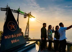 Gần 400.000 lượt khách đến Tây Ninh trong 6 ngày Tết