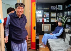 Bên trong căn nhà tập thể đơn sơ, chưa đầy 70m2 của nhạc sĩ Phạm Tuyên