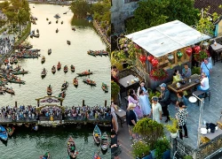 Biển người 'đổ bộ' phố cổ Hội An, chờ mỏi chân mới có ảnh check-in