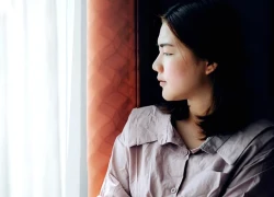 Vừa mừng thọ mẹ 90 tuổi, 5 anh em cãi vã vì 9 chỉ vàng giấu trong ống bơ