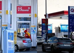 Đức chuẩn bị áp dụng quy định giới hạn tăng giá xăng hàng ngày