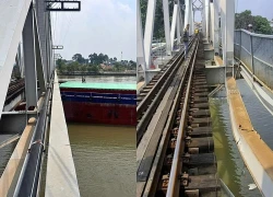 Đề xuất xem xét khởi tố vụ sà lan đâm hỏng cầu Ghềnh ở Đồng Nai