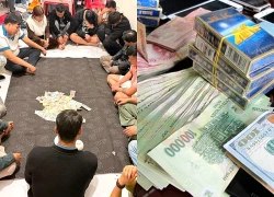 Công an đột kích, bắt 17 người đang sát phạt trên chiếu bạc