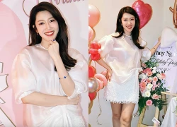 Thúy Ngân cười tươi rói khoe visual 'phát sáng' trong tiệc sinh nhật riêng tư