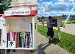 Tủ sách cộng đồng gieo mầm văn hóa đọc giữa lòng đô thị Bỉ