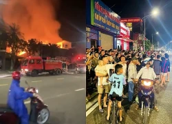 Cháy lớn quán cà phê ở Hà Tĩnh, nhiều người hoảng loạn