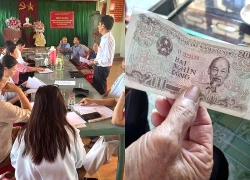 Bị phê bình vì cách chi hỗ trợ người dân sau bão ở Gia Lai