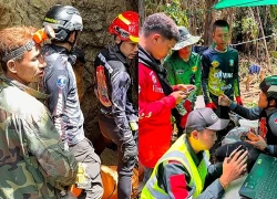 Cuộc chạy đua sinh tử đưa 5 người sống sót ra khỏi hang động ở Lào