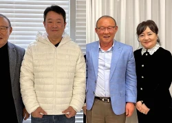 Người vợ đứng sau thành công của ông Park Hang-seo: "Cầu thủ sợ HLV Park, còn ông ấy sợ vợ"