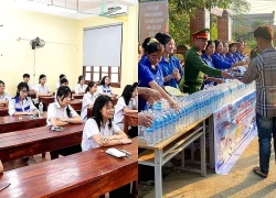 Thí sinh dự thi vào lớp 10 các trường THPT công lập không chuyên hoàn thành kỳ thi