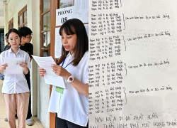 Tờ giấy nháp "cầu điểm cao" gây chú ý của sĩ tử thi vào lớp 10