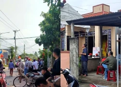 Xót xa cảnh cha mẹ già nạn nhân vụ thảm án Tây Ninh khi đón thi thể con cháu