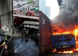 Khoảnh khắc tàu hàng đâm vào xe buýt Thái Lan, 8 người chết