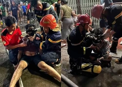 Cháy nhà 3 tầng ở Gia Lai lúc rạng sáng, kịp thời cứu 2 cháu bé mắc kẹt