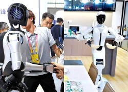 Trung Quốc thử nghiệm robot giúp việc trong các hộ gia đình