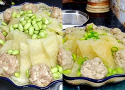 Lần đầu tiên mẹ tôi làm món hấp này đã gây ấn tượng ngay khi đặt lên bàn ăn, cả nhà thi nhau "gắp nhoay nhoáy"