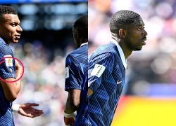 Tại sao Mbappe mặc áo một mình một kiểu ở World Cup?
