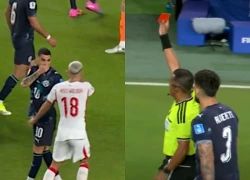 Lần đầu tiên trong lịch sử World Cup: Cầu thủ che miệng cãi nhau bị thẻ đỏ