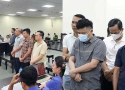 Cựu giám đốc khai chuyện bị cấp trên dọa cách chức, thúc ép đưa tiền 'chi ngoại giao'