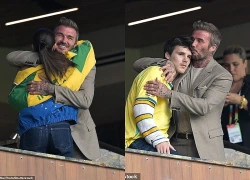 David Beckham chiếm spotlight khi ôm thắm thiết bạn gái của con trai trên khán đài World Cup 2026