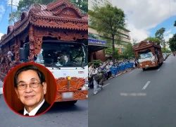 Tang lễ bác sĩ Nguyễn Đình Hối: Hàng trăm y bác sĩ khóc tiễn đưa theo xe tang
