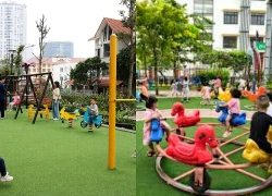 Cho con xuống khu vui chơi dưới sảnh chung cư, tôi vô tình nghe được câu chuyện kinh khủng về chính người sống trong nhà mình
