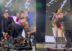 Hoa hậu Yến Nhi té ngã trên sân khấu Miss Grand 2026, livestream bị gián đoạn