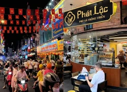 Hàng quán TP.HCM 'chuyển mình' cùng kinh tế đêm