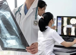 Điều trị hiệu quả ca ung thư phổi mang đồng thời hai đột biến gen hiếm gặp