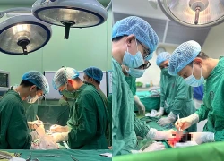 Người đàn ông hai lần thủng ruột vì cùng một nguyên nhân