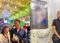 NSND Tạ Minh Tâm nghẹn ngào sau 4 tuần mất vợ: "Chưa bao giờ em đi lâu như vậy"