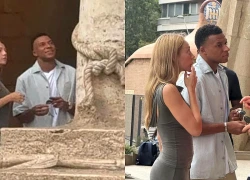 Mbappe bị bắt gặp xuất hiện tại Barcelona
