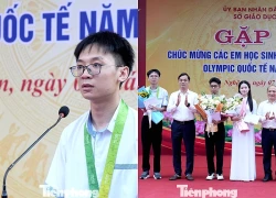 Nam sinh lớp 11 giành cú đúp huy chương Olympic quốc tế