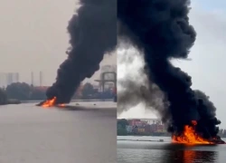 TP.HCM: Ghe gỗ bất ngờ nổ lớn trên sông Sài Gòn, 1 người không qua khỏi