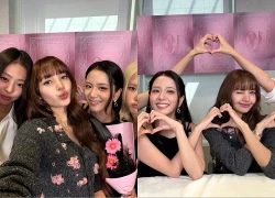Lisa bị soi dấu hiệu "dao kéo" ngay tại kỷ niệm 10 năm của BLACKPINK?