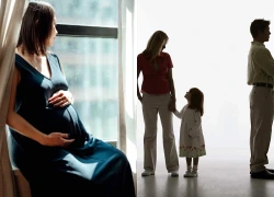 Chồng bỗng quyết giành quyền nuôi con trai riêng, vợ bầu 6 tháng thấp thỏm
