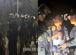 Người đàn ông mặc áo giáp tự chế, dùng dao đâm 2 công an bị thương