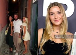 "Cam thường" của team qua đường bóc nhan sắc thật của tiểu thư Harper nhà Beckham ở quán kem: Có xinh đẹp, nũng nịu như ảnh trên mạng?