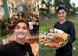Nam nghệ sĩ đình đám U40 đi bán bún ở đường Trần Quang Khải, TP.HCM