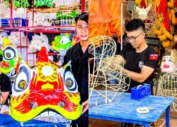 8X hơn 14 năm thổi hồn vào những chiếc đầu lân ở Thái Nguyên